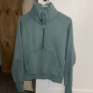 Cropped 1/2 zip pullover